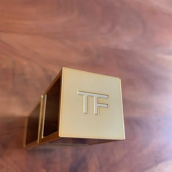 Tom Ford - Picture 4 of 8